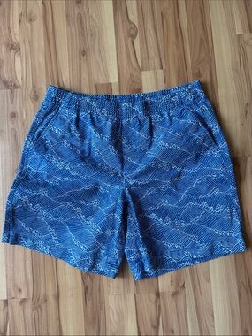 Lands’ End pull on shorts mid-rise size 10